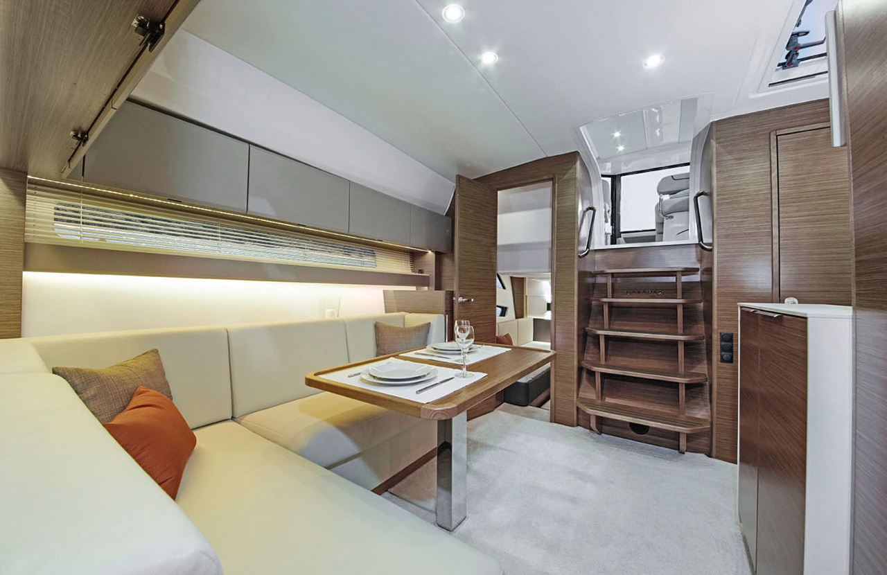 BAVARIA S45 Interieur | BAVARIA YACHTS