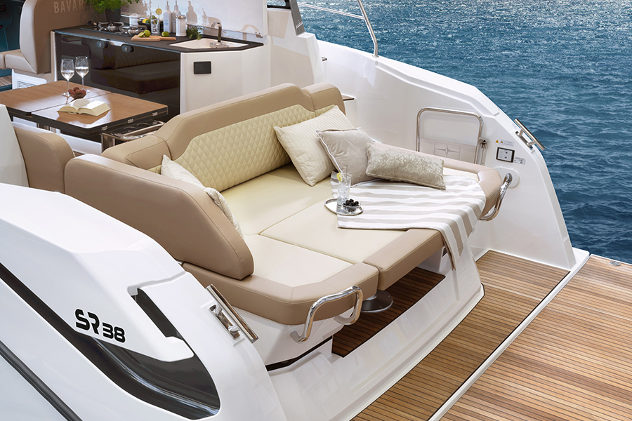 BAVARIA Motorboot SR36