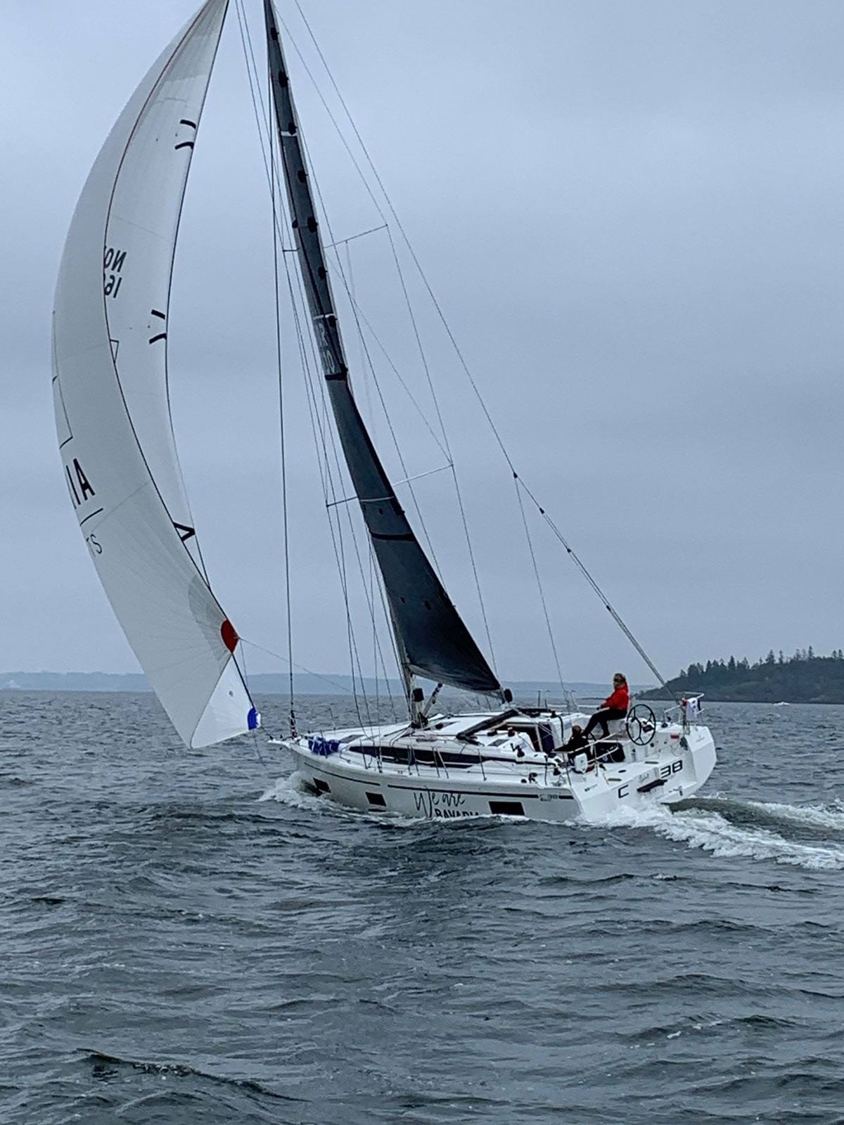 BAVARIA YACHTS - CR38 Content