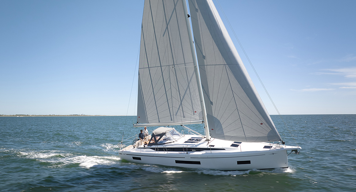 BAVARIA YACHTS Volos