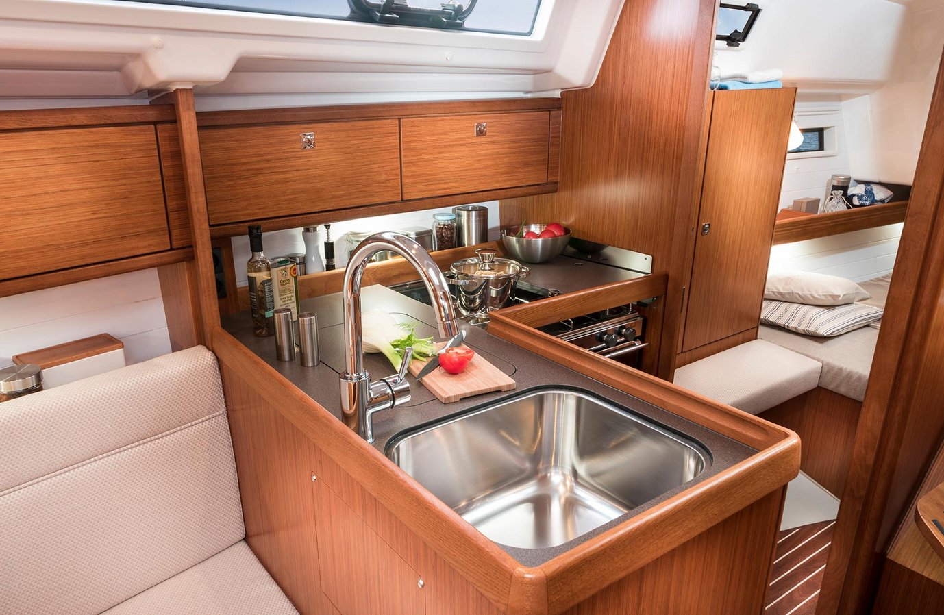BAVARIA Segelboot Cruiser34
