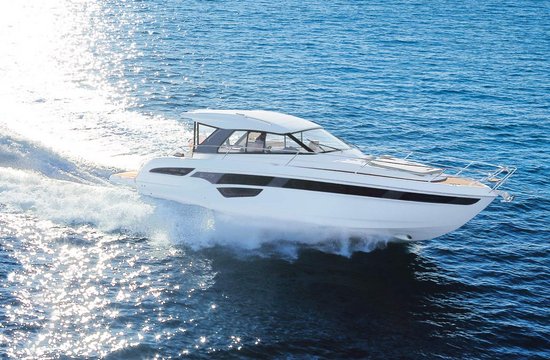 BAVARIA Motorboot S 45
