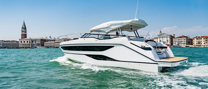 BAVARIA Motorboot SR38
