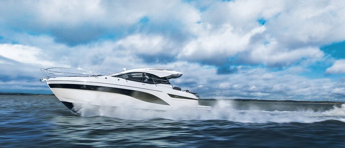 BAVARIA Motorboot R40 FLY