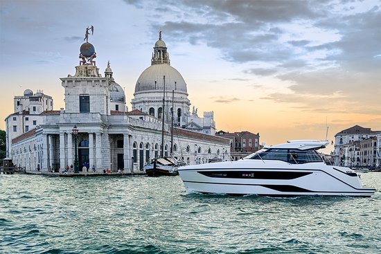 Motorboot SR35 | BAVARIA YACHTS