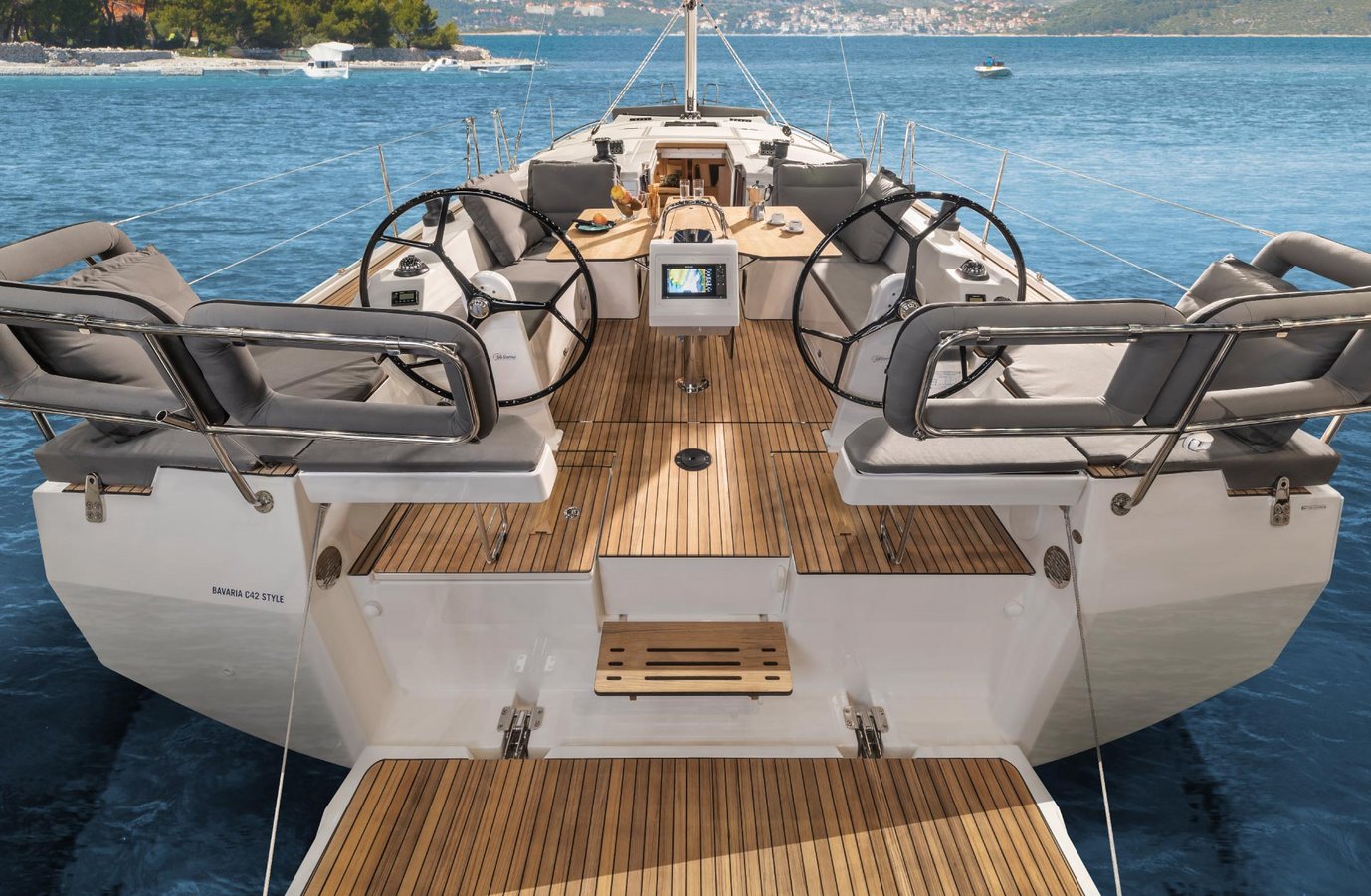 BAVARIA Segelboot C42
