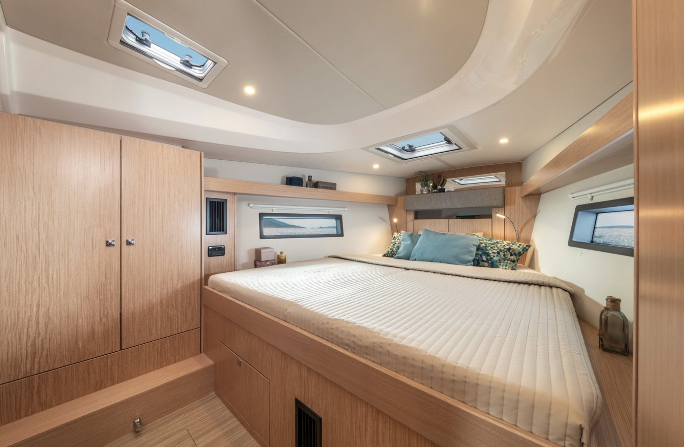 BAVARIA Segelboot C42 