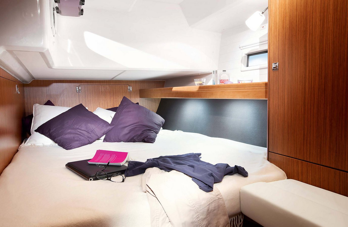 BAVARIA Segelboot Cruiser46