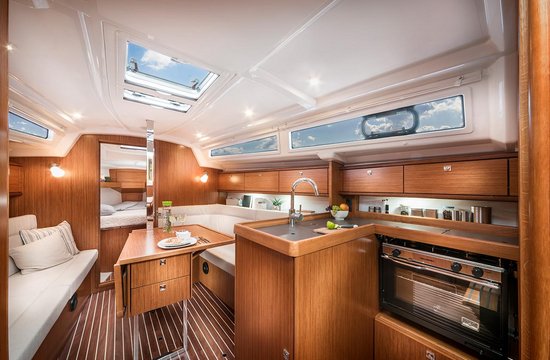 BAVARIA Segelboot Cruiser 34