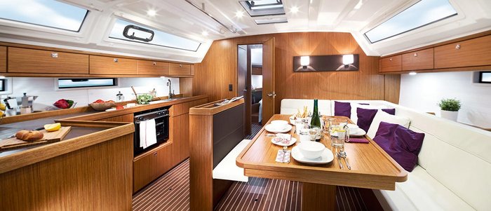 BAVARIA Segelboot Cruiser46