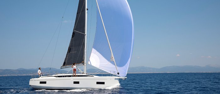 BAVARIA Segelboot C38
