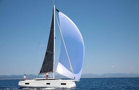 BAVARIA Segelboot C38